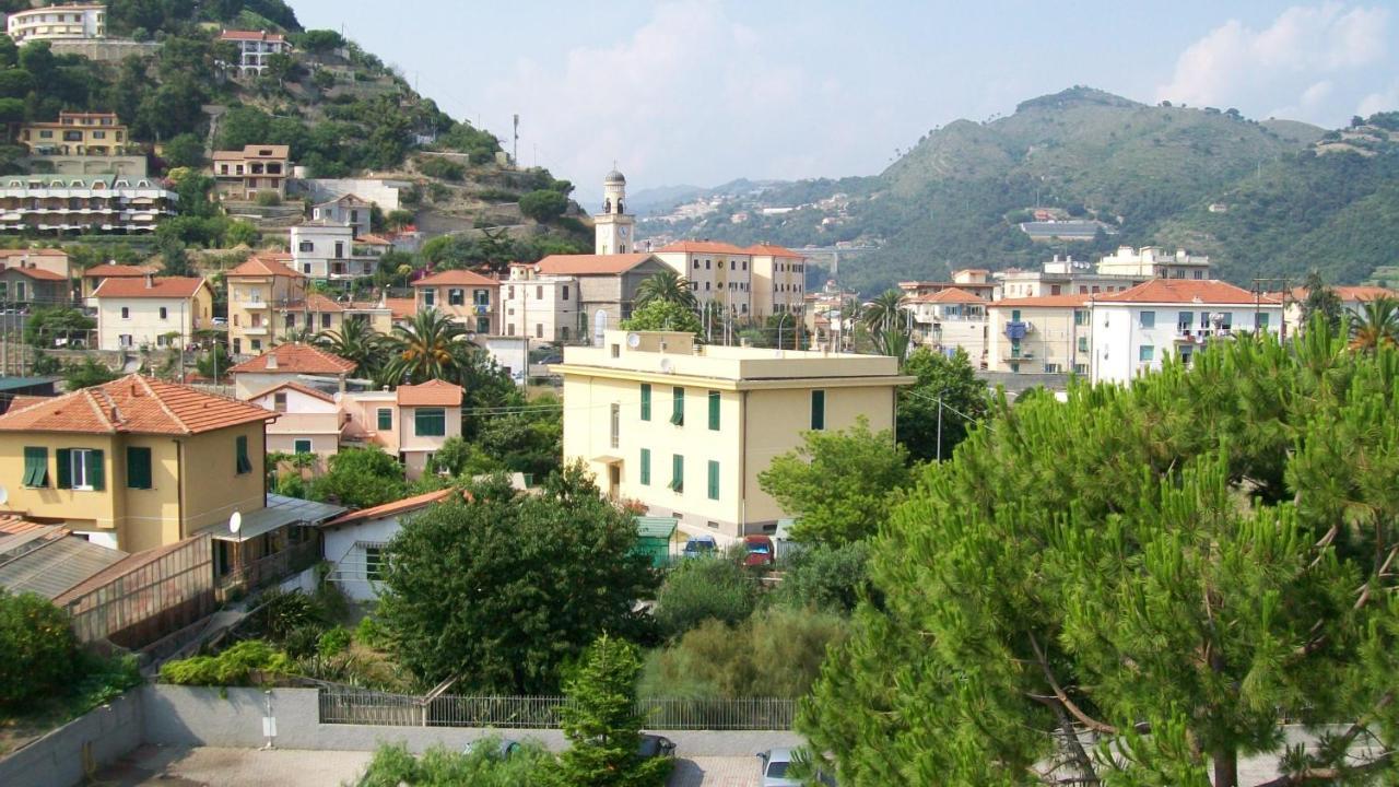 Appartamento Riviera Trilocale Wifi E Parcheggio Privato فنتيميليا المظهر الخارجي الصورة