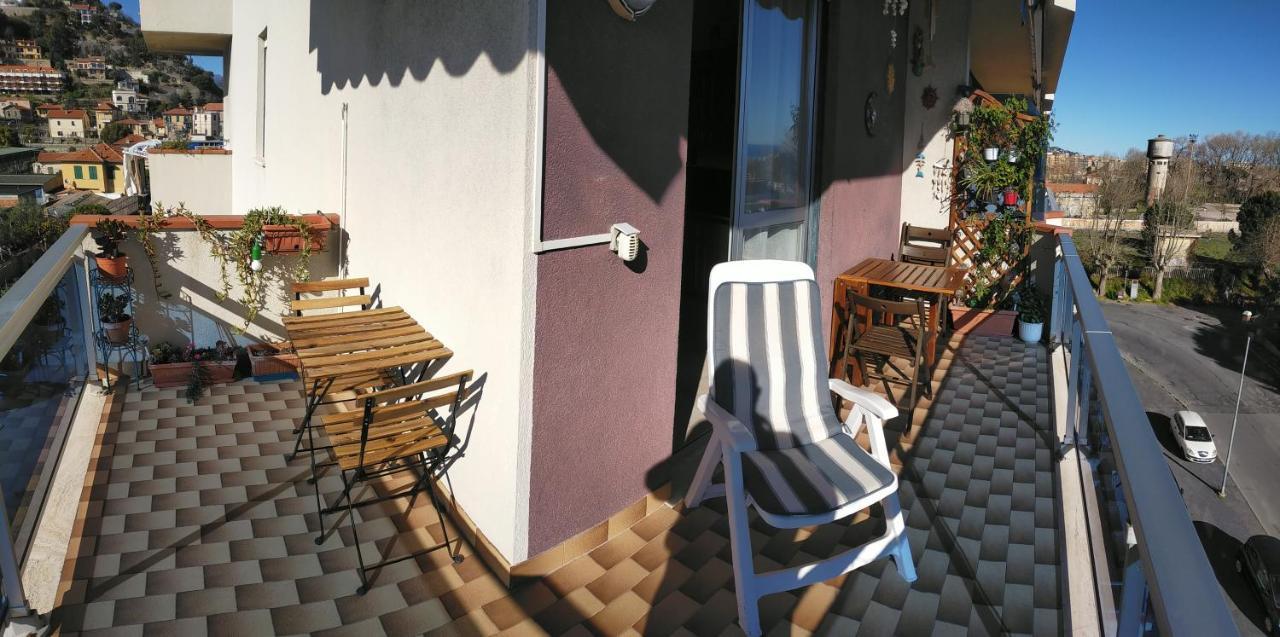 Appartamento Riviera Trilocale Wifi E Parcheggio Privato فنتيميليا المظهر الخارجي الصورة